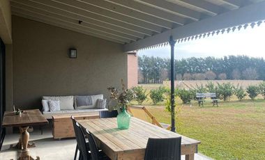 Casa en Alquiler, 4 Dormitorios, en El Campo Fincas Exclusivas, Cardales, GBA Norte