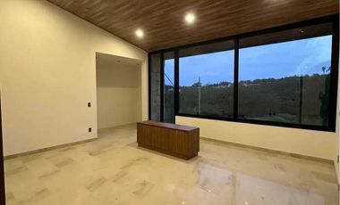 CASA EN RENTA EN CLUB Y DENTRO DEL CAMPO DE GOLF ALTOZANO, MORELIA