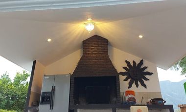 CASA EN RENTA EN SANTIAGO