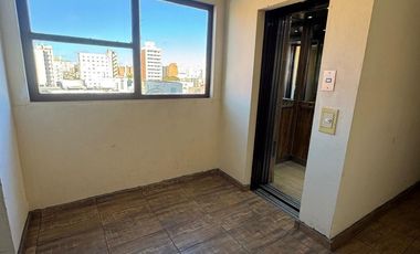 Departamento en  venta en Peatonal San Martin. 3 dormitorios + 2 baños