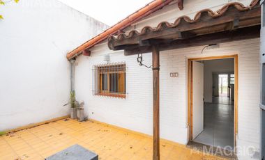 Casa 4 ambientes en Alquiler Ramos Mejia