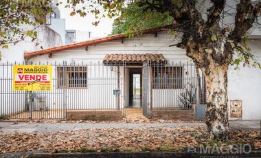 Casa 4 ambientes en Alquiler Ramos Mejia