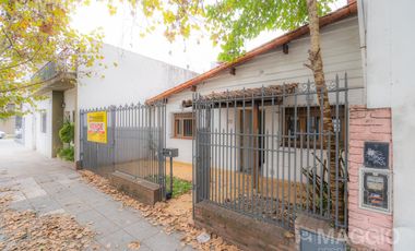 Casa 4 ambientes en Alquiler Ramos Mejia