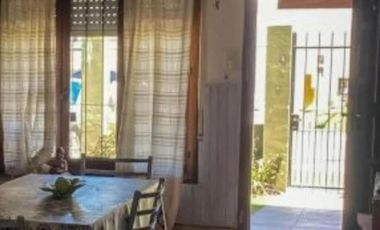 Casa en venta - 2 Dormitorios 2 Baños - Mar del Plata