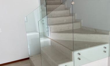 CASA EN RENTA EN PARQUES VALLARTA
