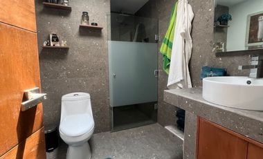 Venta de casa en calle cerrada en San Jerónimo