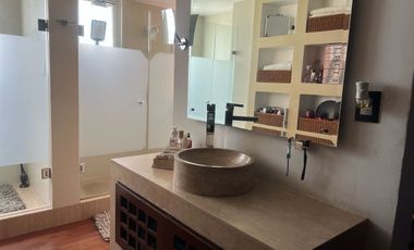 Venta de casa en calle cerrada en San Jerónimo