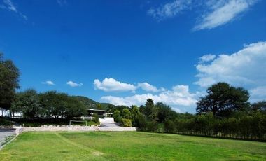 Jardín para Restaurante Campestre o Salón de eventos- vista espectacular presa