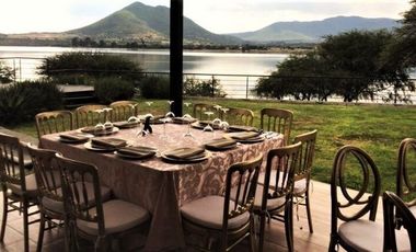Jardín para Restaurante Campestre o Salón de eventos- vista espectacular presa