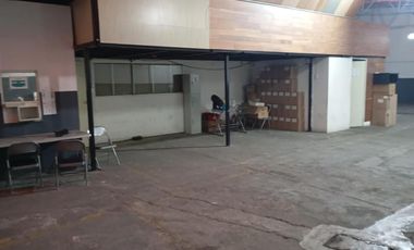 RENTA BODEGA COMERCIAL EN PLAZA ECHEGARAY, NAUCALPAN