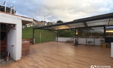 Venta Casa Rentable en Gachancipa  5 Apartamentos