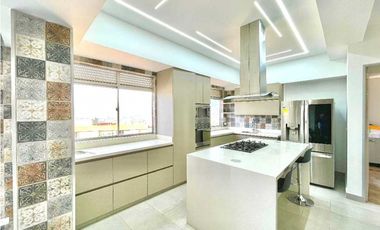 APARTAMENTO DUPLEX EN VENTA ENVIGADO SECTOR LA CUENCA CON GRAN TERRAZA