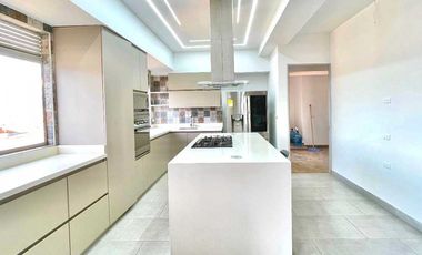 APARTAMENTO DUPLEX EN VENTA ENVIGADO SECTOR LA CUENCA CON GRAN TERRAZA