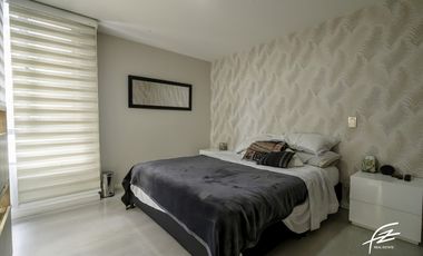 APARTAMENTO EN VENTA EN EL POBLADO, MEDELLN