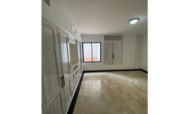 SE VENDE APARTAMENTO EN SANTA TERESITA