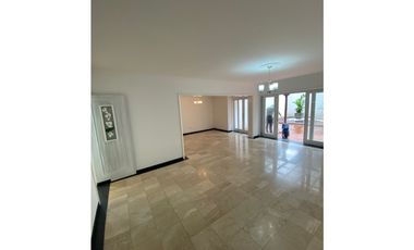 SE VENDE APARTAMENTO EN SANTA TERESITA