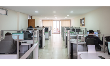 ARRIENDO CASA COMERCIAL EN LAGO GAITAN