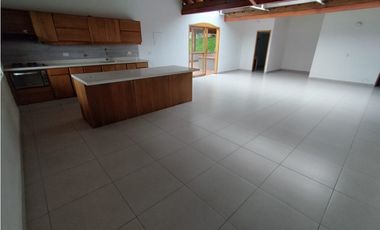 Casa en Arriendo La Mina Envigado
