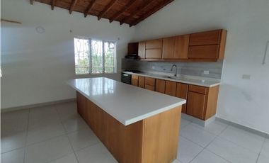 Casa en Arriendo La Mina Envigado