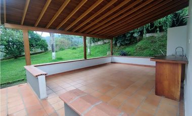 Casa en Arriendo La Mina Envigado