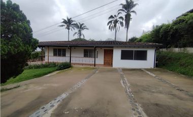 Casa en Arriendo La Mina Envigado