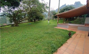 Casa en Arriendo La Mina Envigado