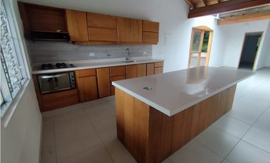 Casa en Arriendo La Mina Envigado