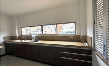 Arriendo Edificio Bella Suiza