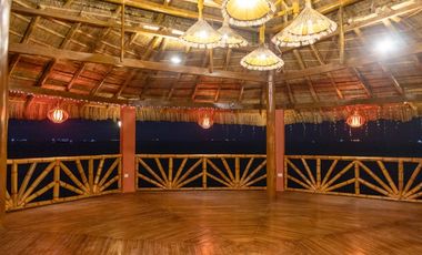 Santa Elena Ballenita, Centro de Evento en Venta, 940m2, 3 Ambientes