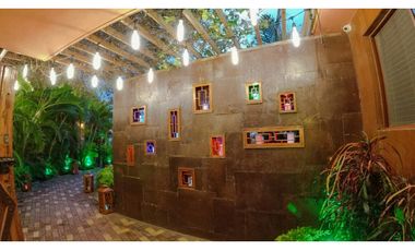 Santa Elena Ballenita, Centro de Evento en Venta, 940m2, 3 Ambientes