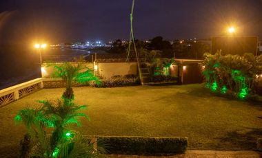 Santa Elena Ballenita, Centro de Evento en Venta, 940m2, 3 Ambientes