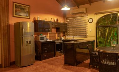 Santa Elena Ballenita, Centro de Evento en Venta, 940m2, 3 Ambientes