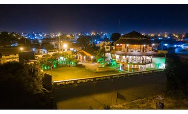 Santa Elena Ballenita, Centro de Evento en Venta, 940m2, 3 Ambientes