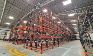 ALQUILER DE BODEGA PREMIUM – VA PERIMETRAL, GUAYAQUIL – 9.317 m²