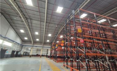 ALQUILER DE BODEGA PREMIUM – VA PERIMETRAL, GUAYAQUIL – 9.317 m²