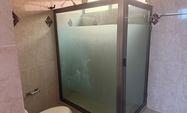 Casa en Venta Calle Nayarit, Col. Petrolera. Coatzacoalcos, Ver.