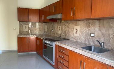Casa en Venta Calle Nayarit, Col. Petrolera. Coatzacoalcos, Ver.