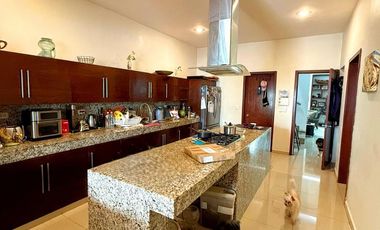 Casa en  renta o venta en Residencial Cumbres Cancun