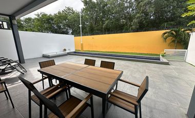 Casa en Renta – Lagos del Sol, Cancún | 4 Recámaras, Jacuzzi y Alberca Privada