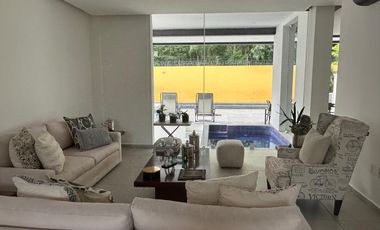 Casa en Renta – Lagos del Sol, Cancún | 4 Recámaras, Jacuzzi y Alberca Privada