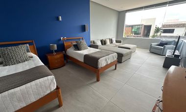 Casa en Renta – Lagos del Sol, Cancún | 4 Recámaras, Jacuzzi y Alberca Privada