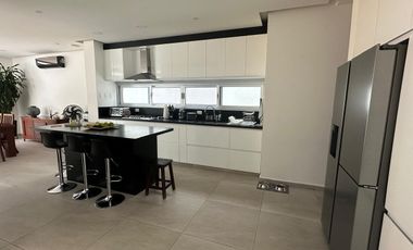 Casa en Renta – Lagos del Sol, Cancún | 4 Recámaras, Jacuzzi y Alberca Privada