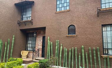 Casa en Venta en San Miguel de Allende – Amueblada, Terraza y Comunidad Cerrada