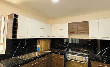 Casa con roof garden y recámara en planta baja – Fracc. privado en Coatepec