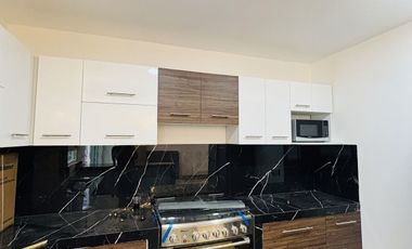 Casa con roof garden y recámara en planta baja – Fracc. privado en Coatepec