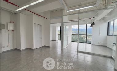 Oficina en arriendo, Av. Santander, El Cable, Manizales