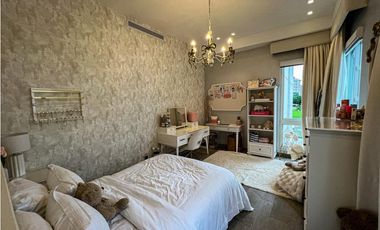 VENTA CASA EN SANTA MARIA CON PISCINA 4 RECAMARAS 693MTPRIVADA MLD