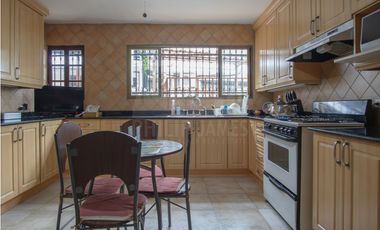 Venta de Casa | Alameda, Tumba Muerto | Dueño Motivado.