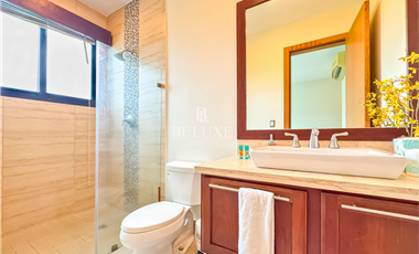 VENTA DE APARTAMENTO DE PLAYA AMOBLADO EN CASAMAR PH ALTAMAR (P)