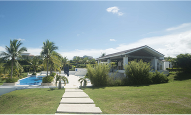 VENTA DE APARTAMENTO DE PLAYA AMOBLADO EN CASAMAR PH ALTAMAR (P)